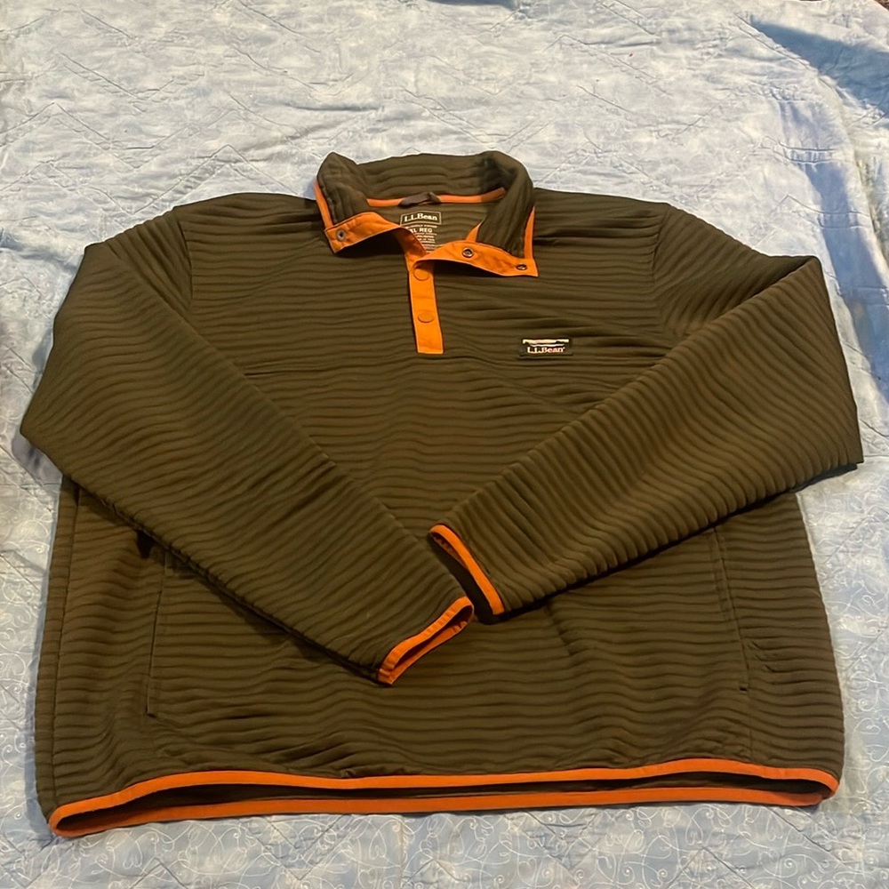 L.L. Bean Dark Green Pullover with Orange Trim Men’s XL